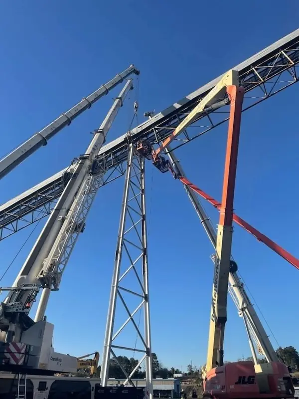 Cranes erecting conveyor towers and gallery steel